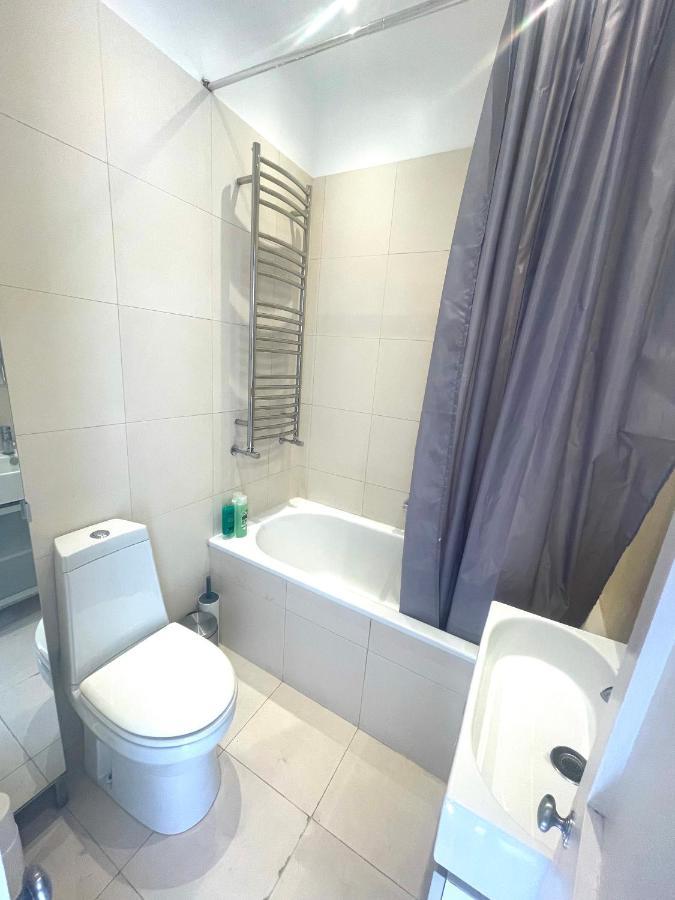 Sunny 2 Bedroom, 2 Bathroom Apartment With Roof Terrace London Exterior photo