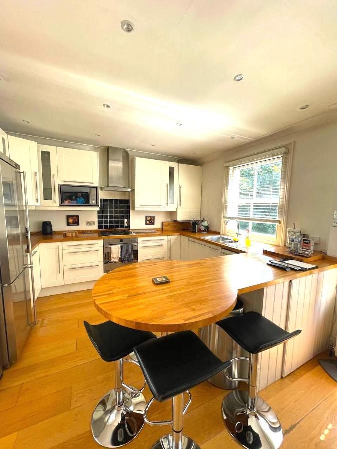 Sunny 2 Bedroom, 2 Bathroom Apartment With Roof Terrace London Exterior photo